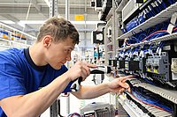 Spezialisierte Kooperationspartner von THELEN-machines